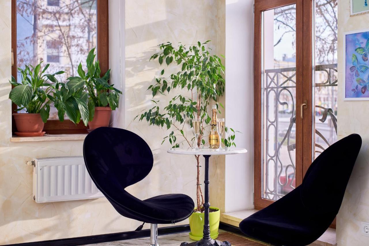 Special Flat With Great Central Location Kharkiv Exterior photo